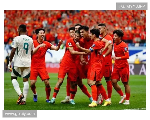 中国男足世界杯预选赛再迎关键战全队誓夺胜利晋级希望重燃