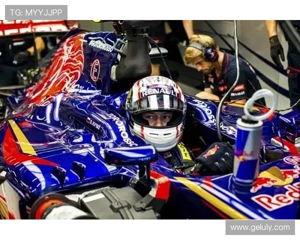 F1赛季重燃战火 红牛车队领衔新一轮冠军争夺战