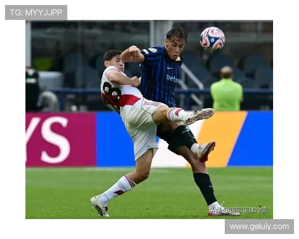 中国新星连克强敌晋级总决赛 网球赛场掀起青春风暴引全球关注