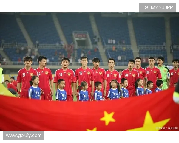 中国足球队迎战强敌，备战世界杯预选赛全力冲刺目标决赛圈
