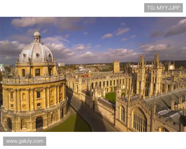 围绕布雷斯特俱乐部探寻其历史影响与城市文化纽带发展脉络全景解读