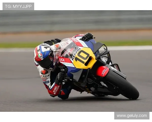 MotoGP赛季最新战报：顶级车手争锋激烈 战况回顾与未来展望