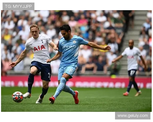 托特纳姆热刺队迎来新赛季挑战，主力球员伤愈复出备战英超首战