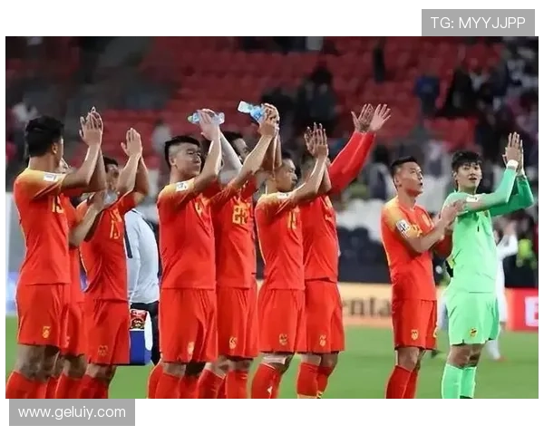 国家队集训备战世预赛焦点新星状态引发球迷热议主帅战术调整成为关注核心 国家队集训备战世预赛焦点新星状态引发球迷热议主帅战术调整成为关注核心